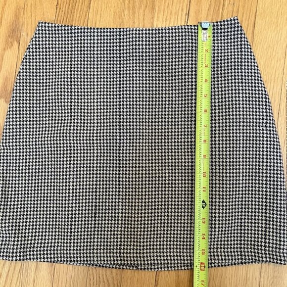 NWT Brown and tan houndstooth mini skirt size S - Picture 5 of 6